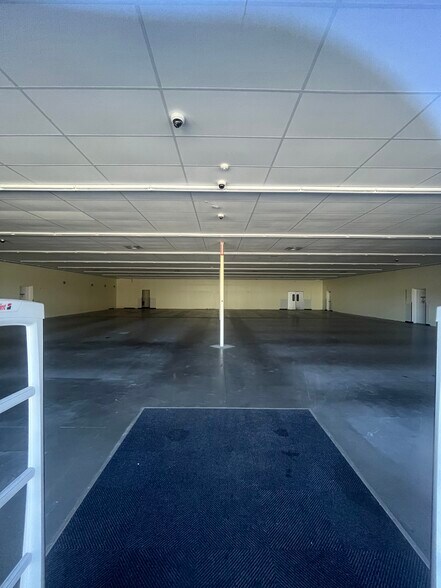 More Photos Of 5609 Mac Arthur Dr, North Little Rock Storefront For Sale