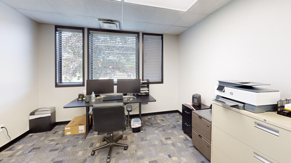 More Photos Of 1255 E M-36, Pinckney Medical For Sale