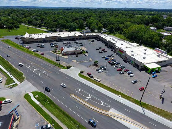 More Photos Of 312-344 S 291 Hwy, Liberty Unknown For Lease