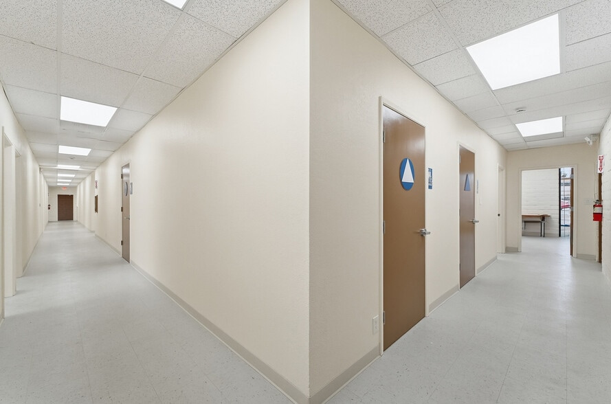 More Photos Of 6006 N El Dorado St, Stockton Office For Sale