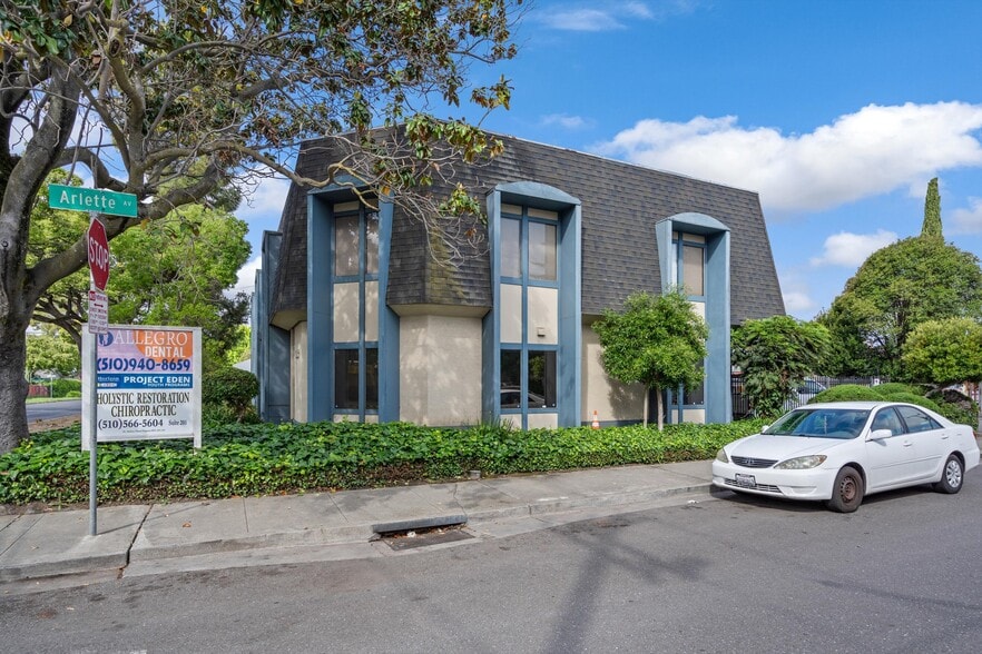 More Photos Of 1866 B St, Hayward Medical For Sale