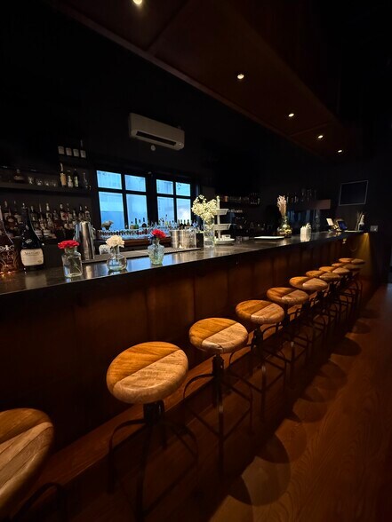 More Photos Of 963 Judiway St, Houston General Retail For Sale