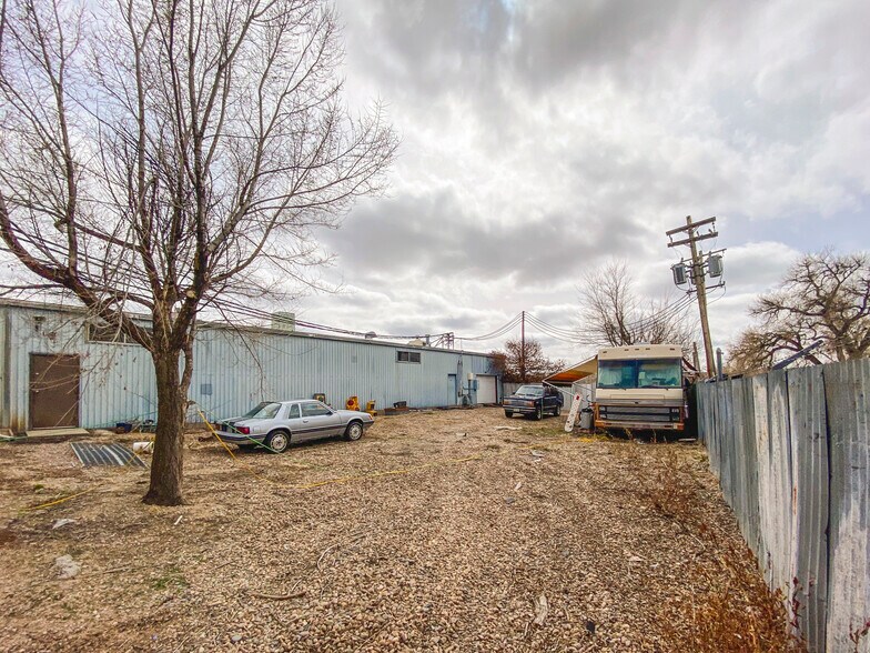 More Photos Of 11799 E 30th Ave, Aurora Warehouse For Sale