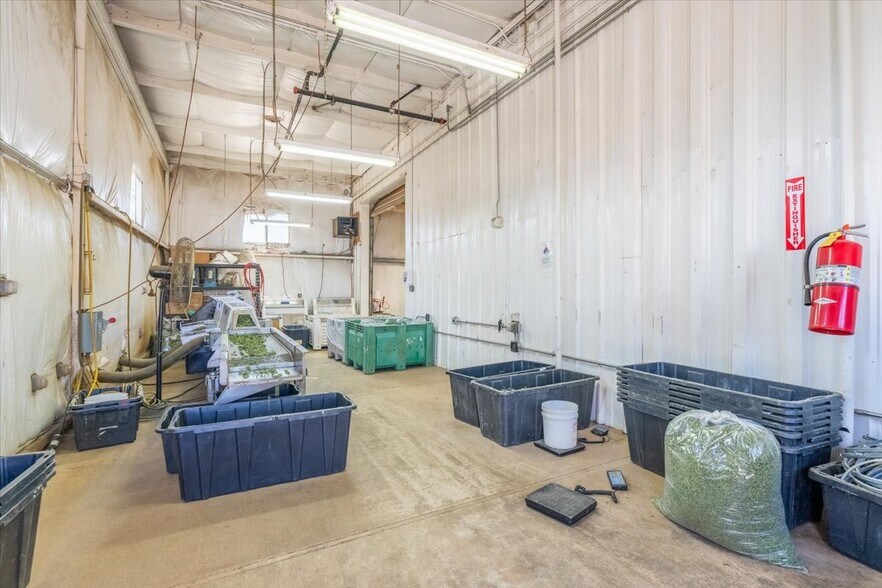 More Photos Of 23820 Potter Rd, Salinas Contractor Storage Yard For Sale