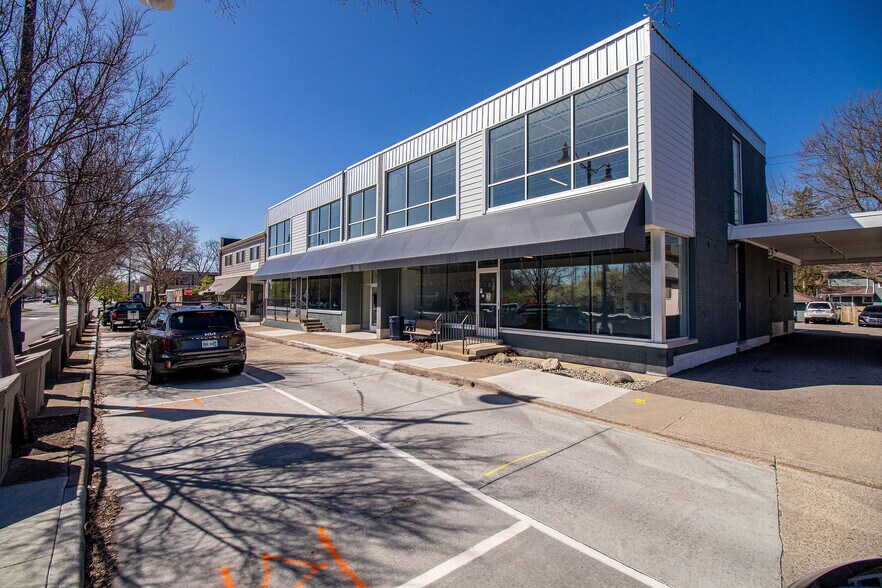 More Photos Of 2533-2537 Far Hills Ave, Oakwood Storefront Retail Office For Lease