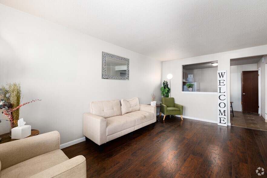 More Photos Of 9860 Le Coeur Ct, Saint Ann Apartments For Sale