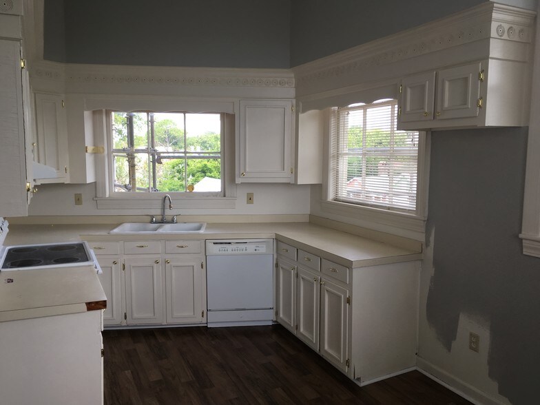 More Photos Of 635 E Bay St, Charleston Office Residential For Lease