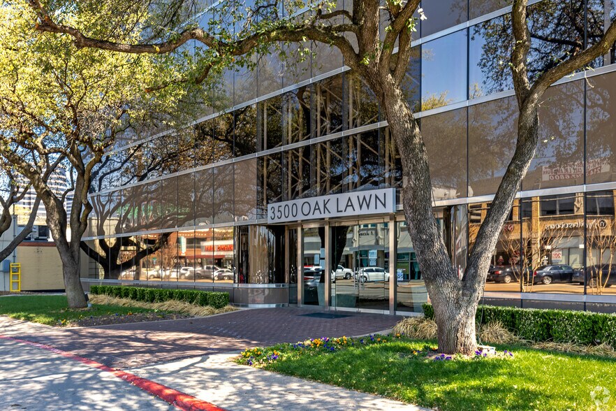 More Photos Of 3500 Oak Lawn Ave, Dallas Coworking Space