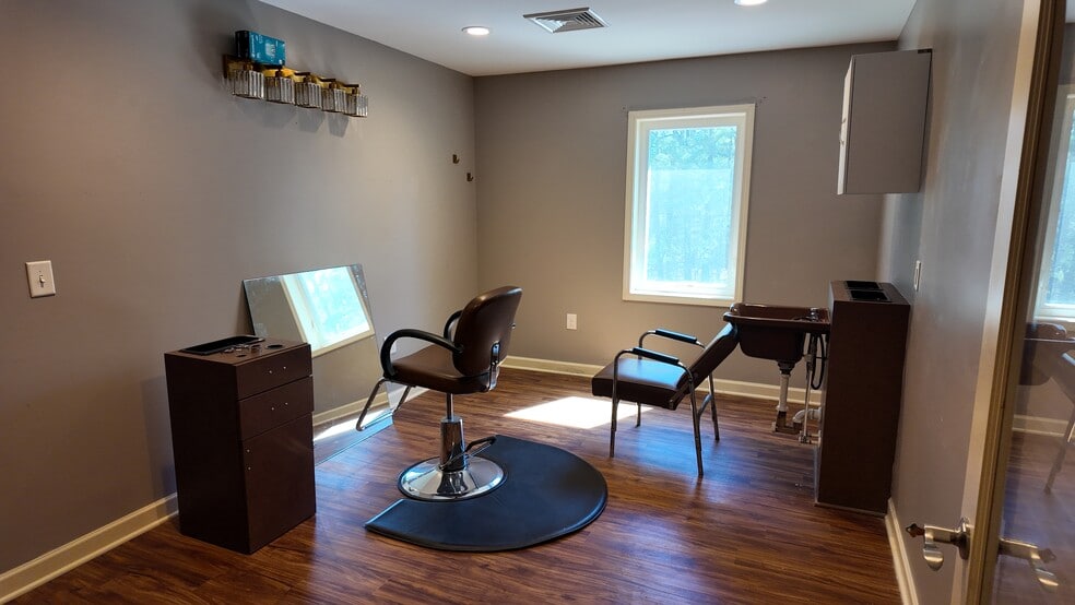 More Photos Of 236-238 S Allen Rd, Wake Forest General Retail For Sale