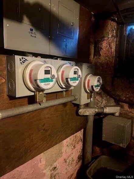 More Photos Of 10922 Myrtle Ave, Richmond Hill Healthcare For Sale