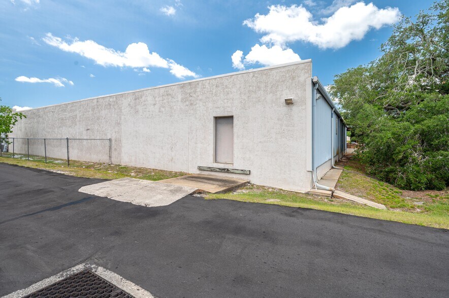 More Photos Of 126 State Road 60 W, Lake Wales Freestanding For Sale