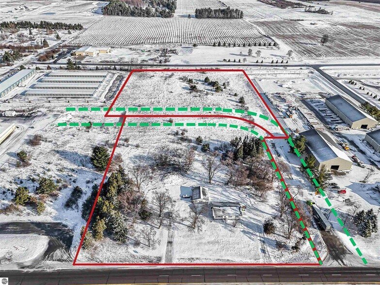 More Photos Of 7075 M 72 E, Williamsburg Apartments For Sale