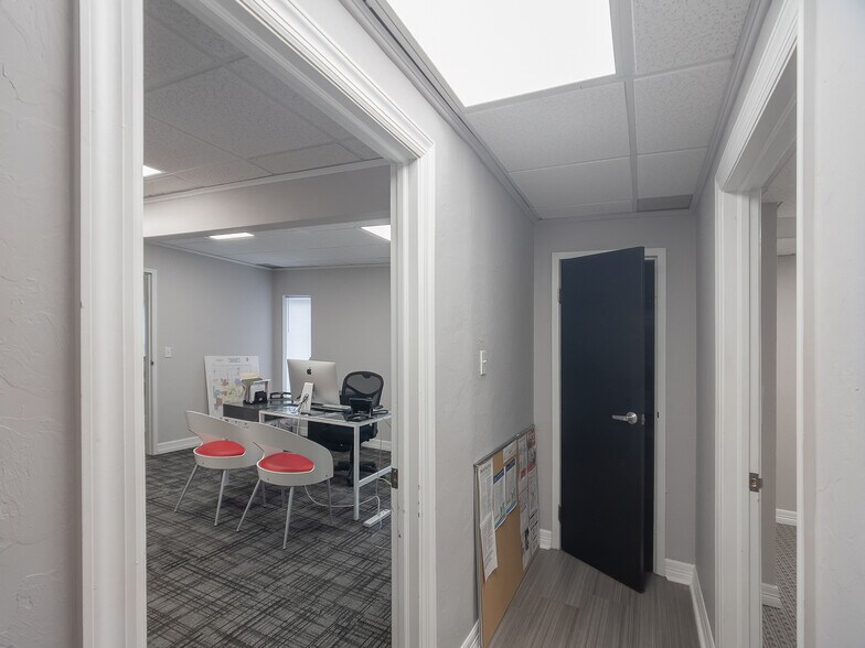 More Photos Of 6001 Nw Expressway, Oklahoma City Office For Sale