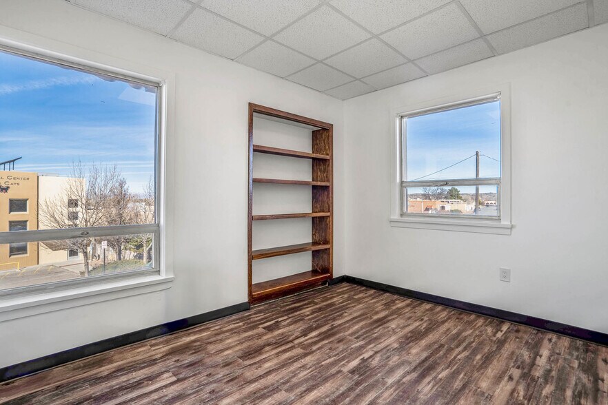 More Photos Of 1405 Luisa St, Santa Fe Office For Lease