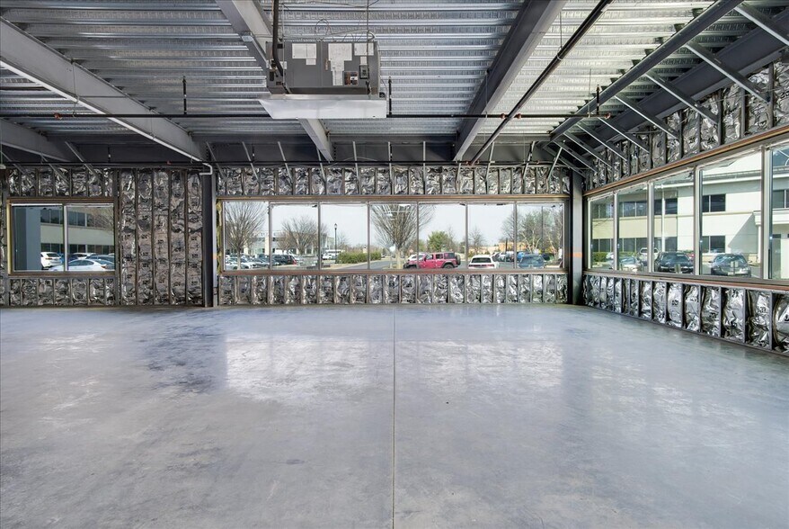 More Photos Of 7109 Guilford Dr, Frederick Medical For Sale