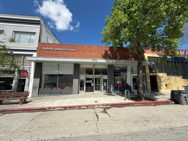 More Photos Of 1909 University Ave, Berkeley Storefront For Lease