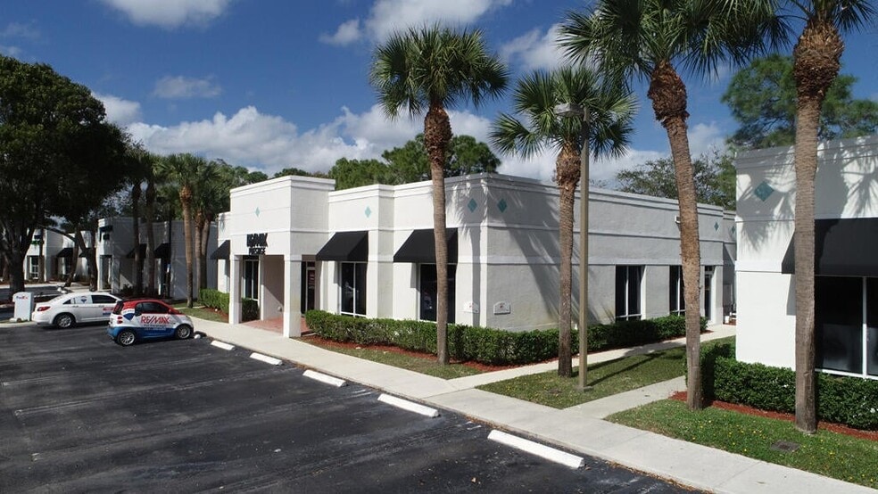 More Photos Of 1402 Royal Palm Beach Blvd, Royal Palm Beach Office For Sale