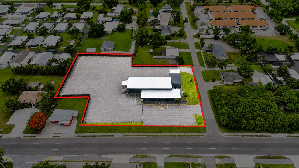 More Photos Of 25115 Marion Ave, Punta Gorda Warehouse For Lease