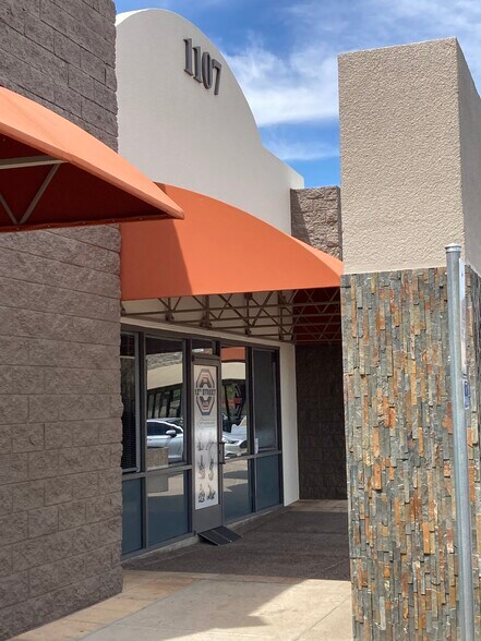 More Photos Of 1107 E Bell Rd, Phoenix Unknown For Lease