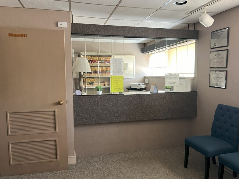 More Photos Of 4181 Holiday St NW, North Canton Office For Sale