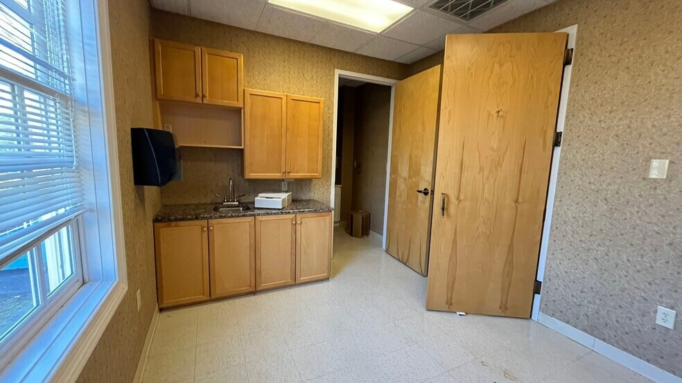 More Photos Of 4113 Capitol St, Durham Medical For Lease