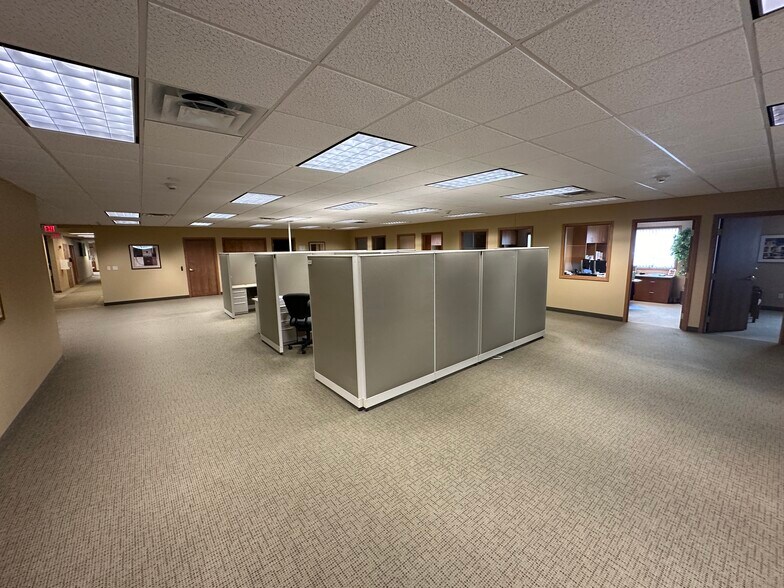 More Photos Of 503 Highway 2 W, Devils Lake Office For Lease