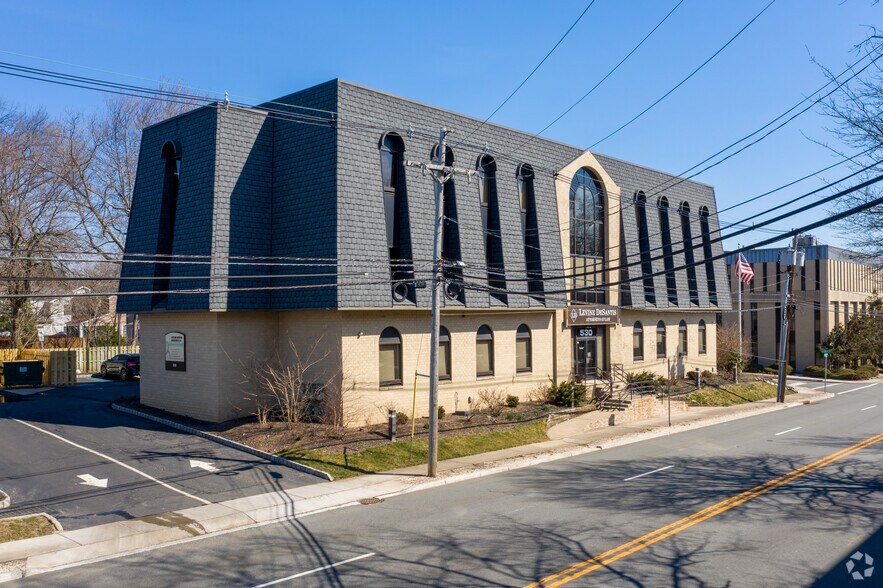 More Photos Of 530 Morris Ave, Springfield Office For Lease