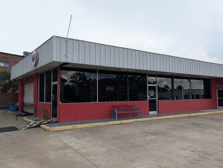 More Photos Of 1000 N Ashley St, Valdosta Auto Dealership For Sale