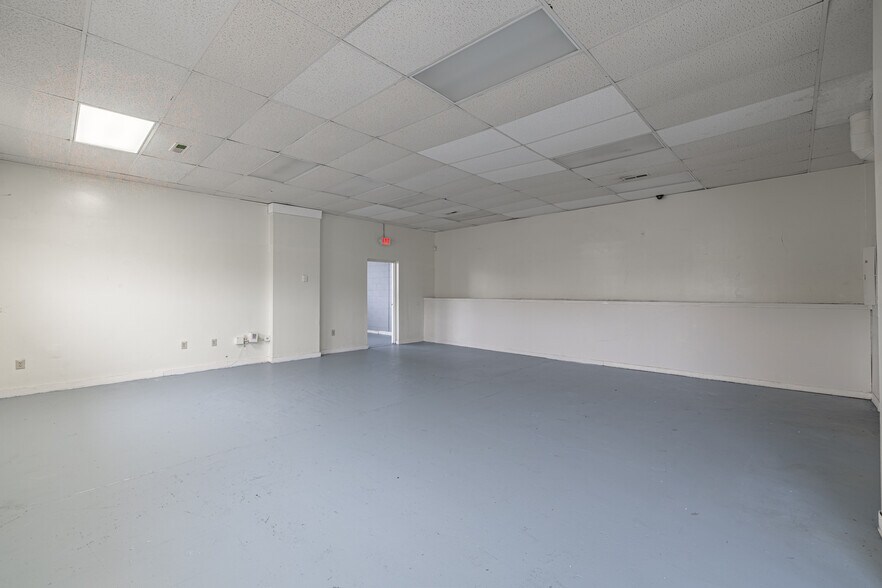 More Photos Of 2311 Hungary Rd, Richmond Freestanding For Sale