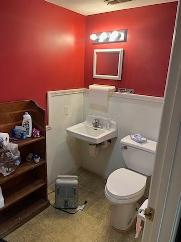 More Photos Of 6943 Monroe, Stockwell Convenience Store For Sale