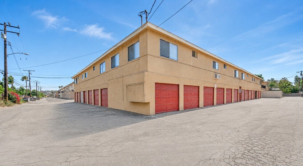More Photos Of 383 Orchid Ln, Pomona Apartments For Sale