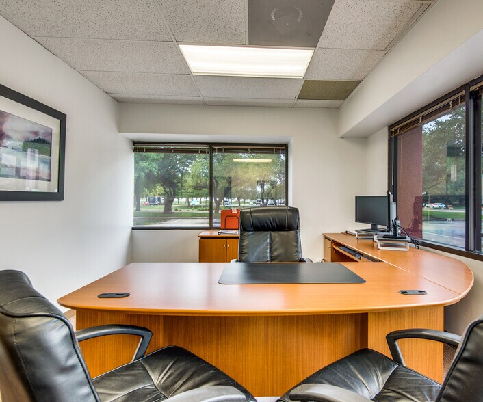 More Photos Of 5005 W Royal Ln, Irving Office For Lease