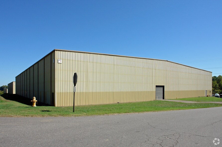 More Photos Of 6280 Clementine Dr, Clemmons Unknown For Lease