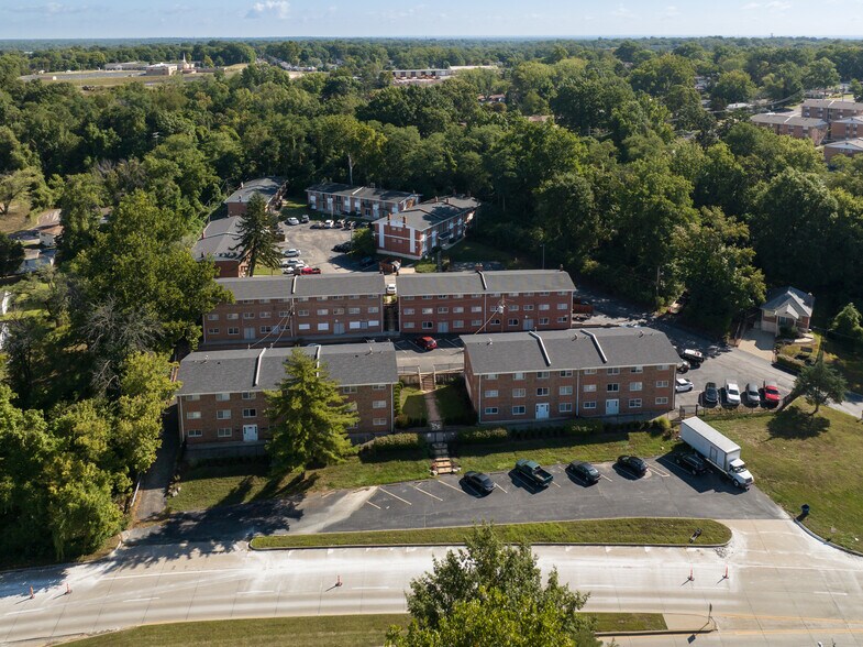 More Photos Of 4318 Walker Ln, Saint Louis Apartments For Sale