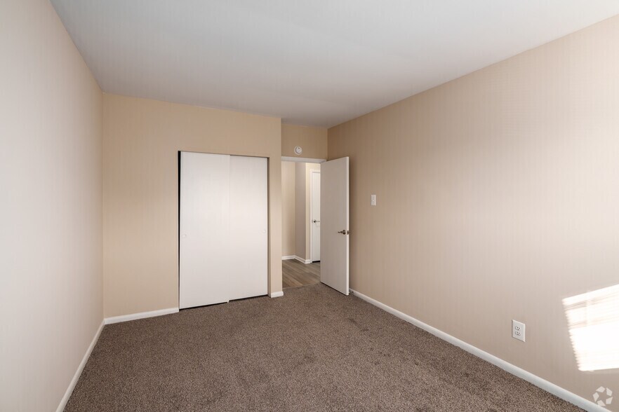 More Photos Of 1200 Lincoln Ave, Prospect Park Apartments For Lease