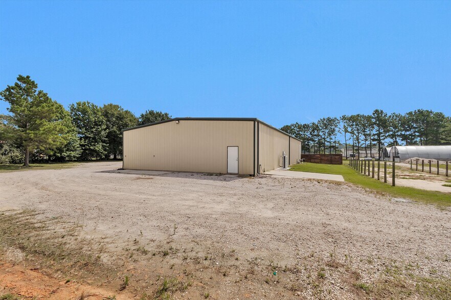 More Photos Of 12585 Rose Rd, Willis Warehouse For Sale