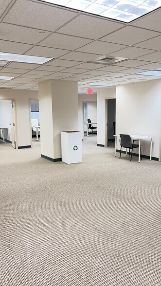 More Photos Of 7500 Greenway Center Dr, Greenbelt Office For Lease