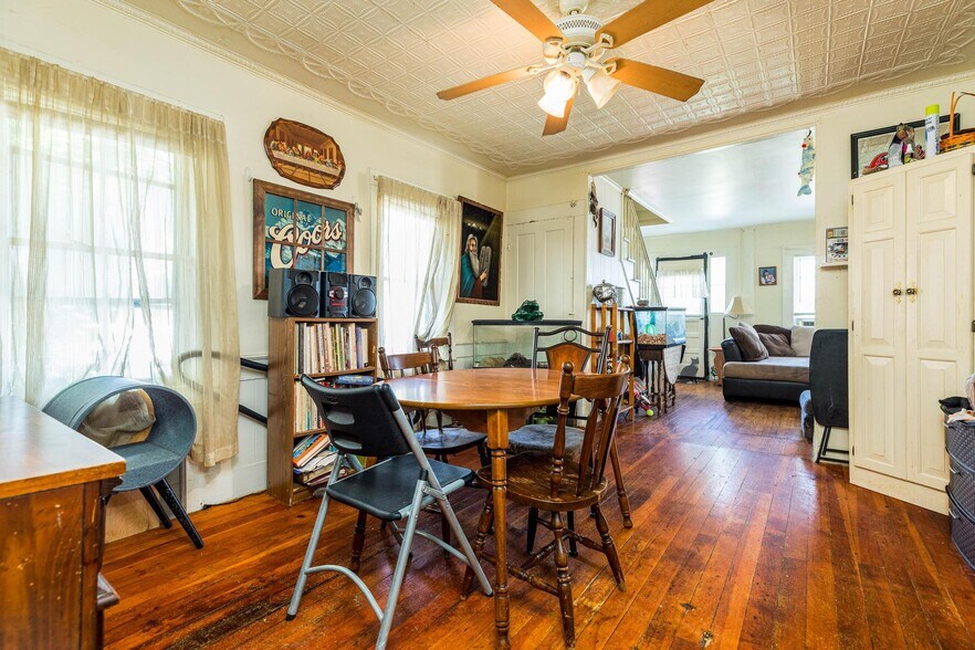 More Photos Of 17 Winter St, Rochester Apartments For Sale