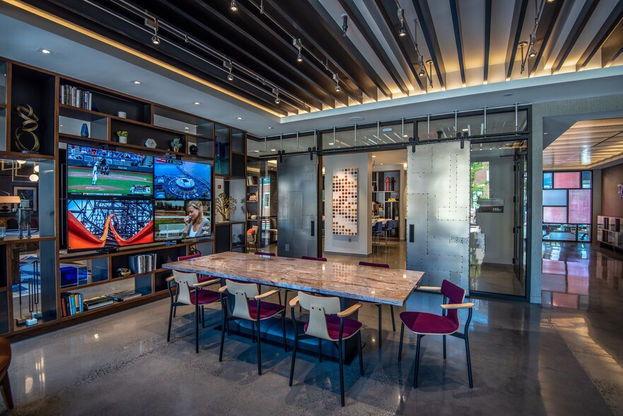 More Photos Of 145 Front St, Worcester Apartments For Lease