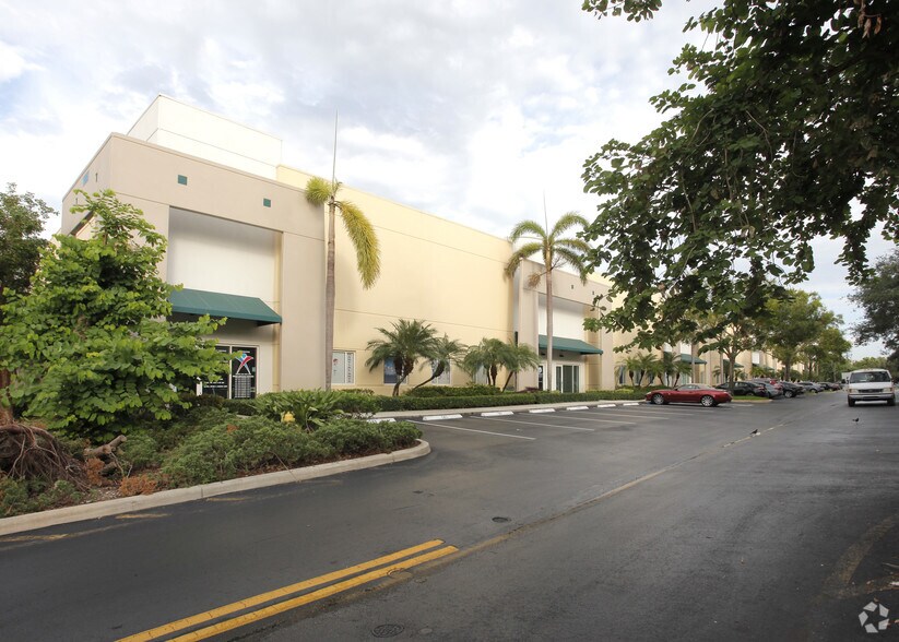 More Photos Of 15851 SW 41st St, Davie Warehouse For Lease