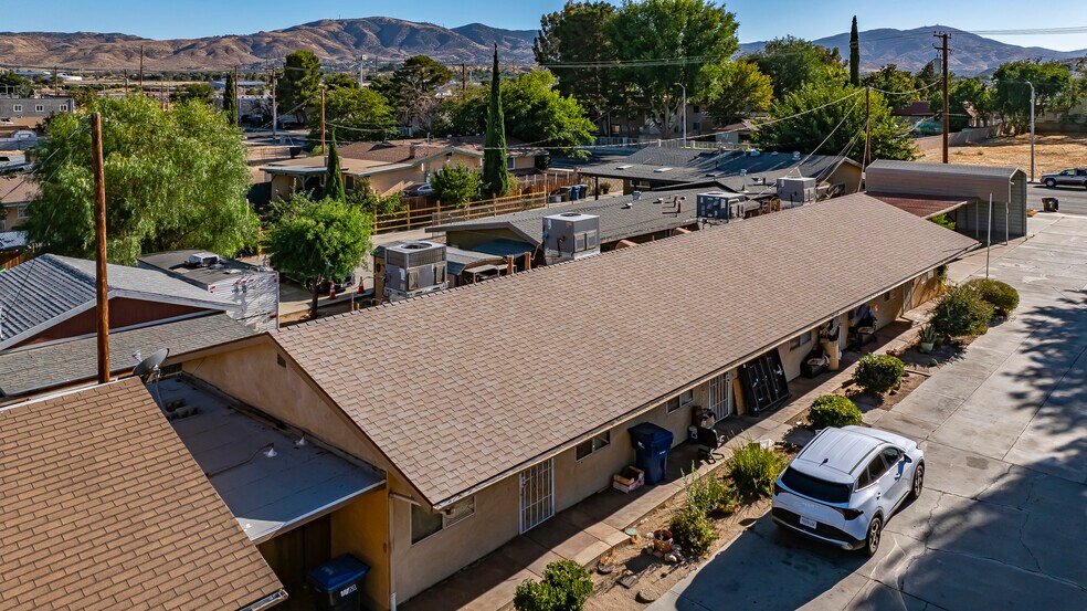 More Photos Of 38110 10th St E, Palmdale Apartments For Sale