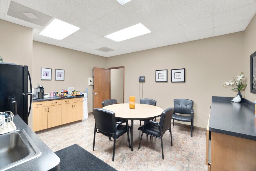 More Photos Of 2311 Executive St, Charlotte Warehouse For Sale