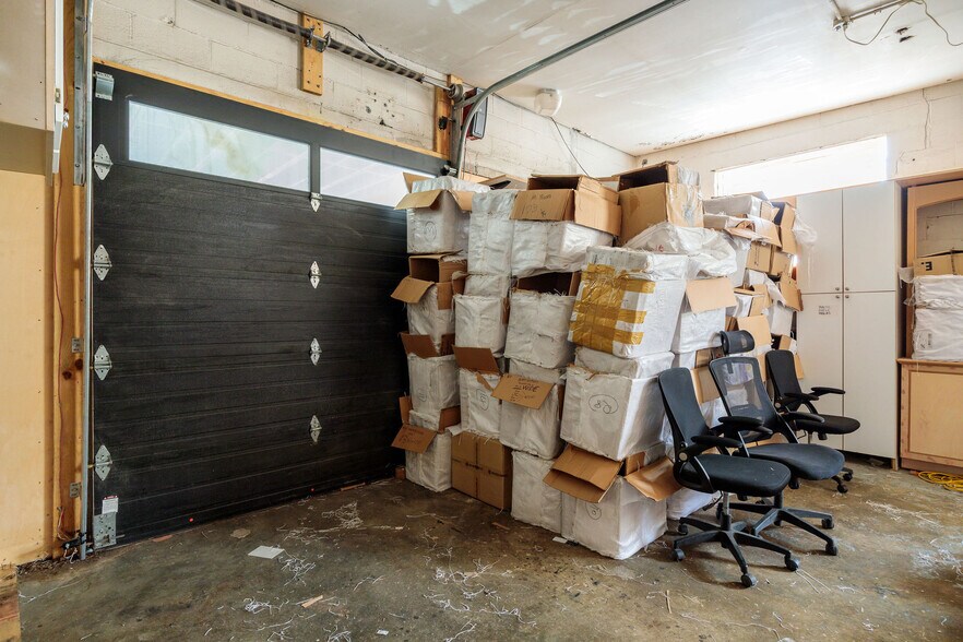 More Photos Of 2312-2314 W Cary St, Richmond Warehouse For Lease