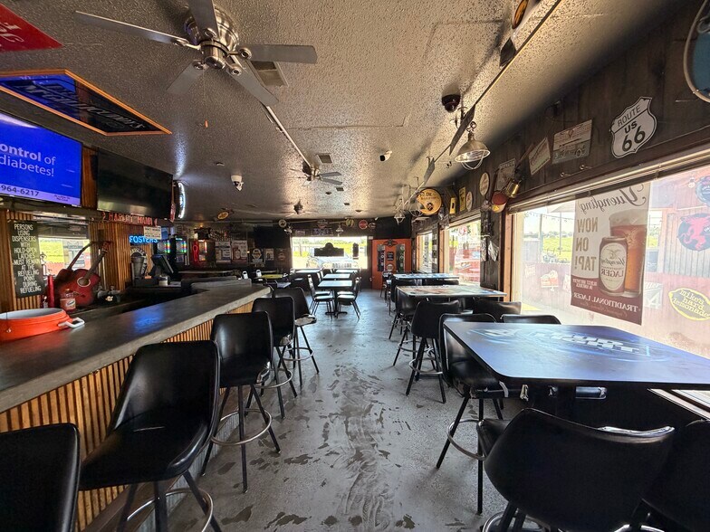 More Photos Of 4700 41st St, Sioux City Restaurant For Sale