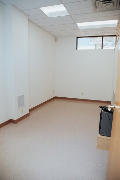 More Photos Of 2710 Delta Pl, Colorado Springs Office For Sale