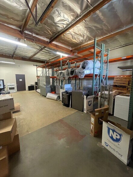 More Photos Of 19410-19420 Business Center Dr, Northridge Warehouse For Lease