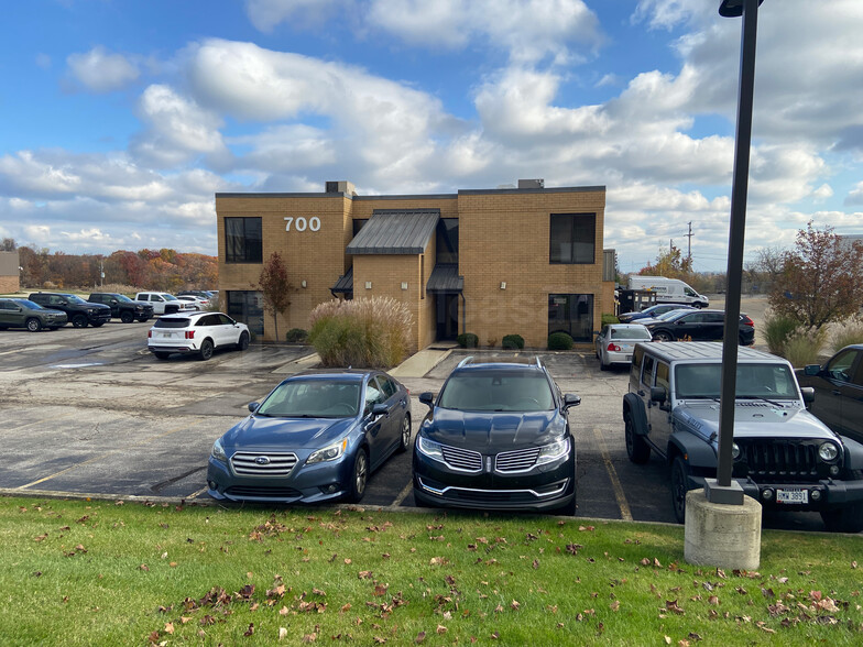 Primary Photo Of 700-790 Ken Mar Industrial Pky, Broadview Heights Flex For Lease