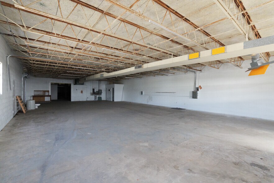 More Photos Of 415 W Hill, Valdosta Freestanding For Sale
