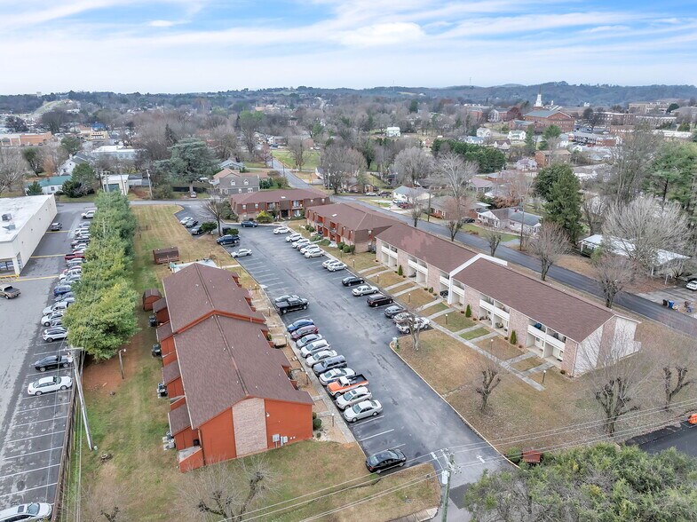 Primary Photo Of 506 Ellis st, Jefferson City Apartments For Sale