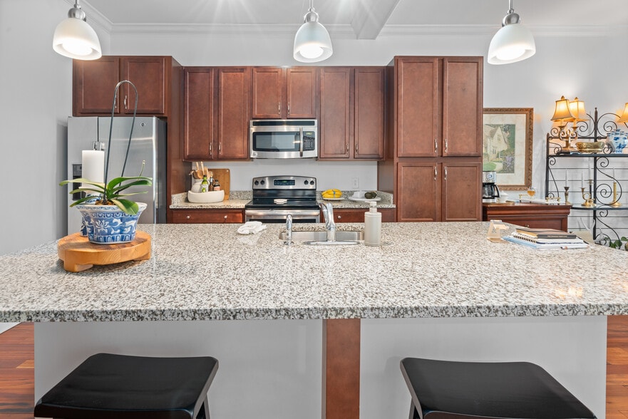 More Photos Of 158 Front St, Franklin Apartments For Sale